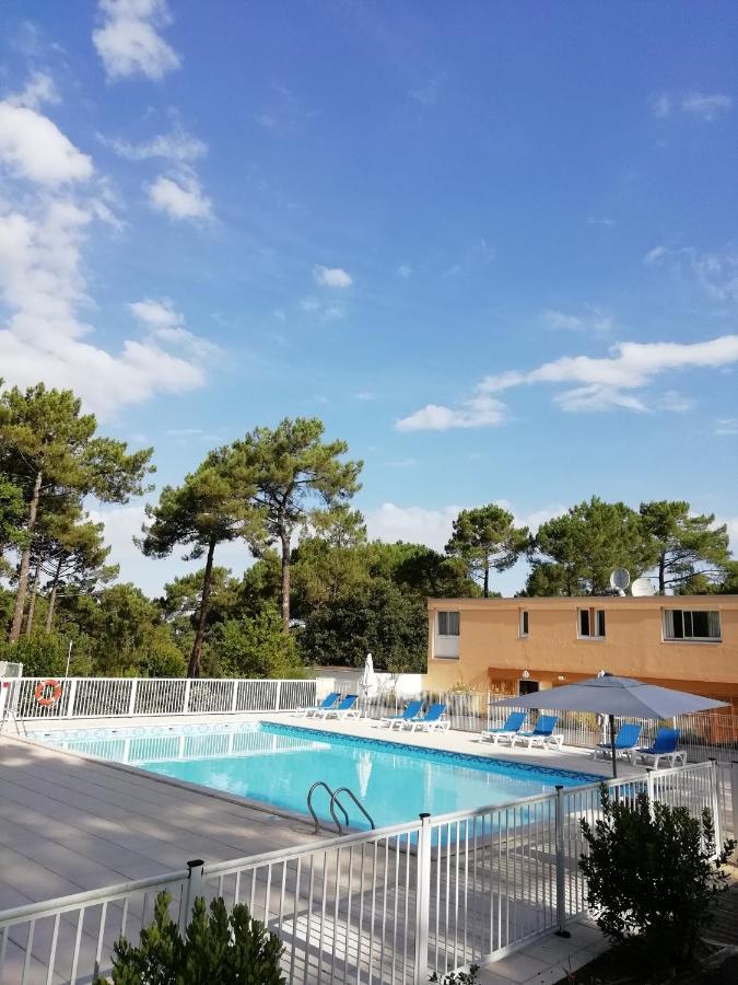 Les Grands Pins Carcans Exterior foto